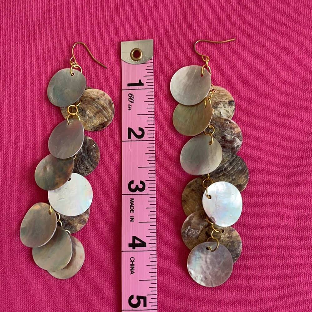 Cute Shell Earrings - Picture 8 of 9